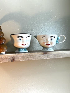 Bailey's zwinkernde blaue Schleife Milchkännchen und offene Zuckerdose Paar Mann & Frau - Bild 1 von 6