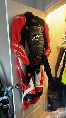 Traje de Carreras Alpinestar Cuerpo Completo Negro Rojo Accesorios Incluidos  Foto 1 de 4