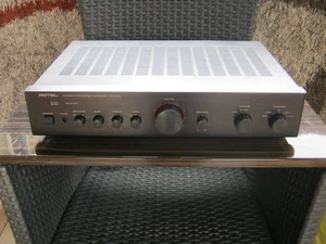 ROTEL RA 945 High End Verstärker - Bild 1 von 1