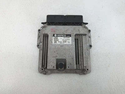 Computadora motor Hyundai Elantra cupé ecu pcm ecm pcu oem xbit0 Foto 1 de 4