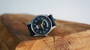 Luch Quartz wristwatch USSR Original watch Collectible watch made in ussr - Picture 1 of 12