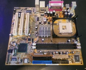 Foxconn Mb 661Mx Plus Sis 661Gx+964L Socket478 DDR Fsb800  - Picture 1 of 7