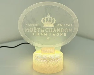 Moët & Chandon Champagne LED Light Sign Bar Display Multicolour USB Table Lamp - Picture 1 of 6