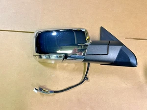 2014-2020 Dodge Ram 1500/2500 Passenger Right Chrome Mirror 68231242ag OE - Picture 1 of 5