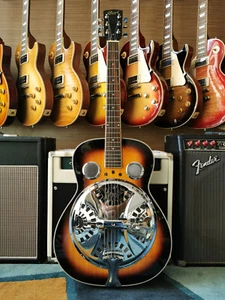 Cort CR10RN Resonator mit Hardcase - Sunburst - Bild 1 von 15