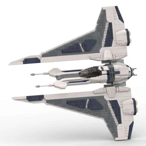 MOC: The Kom'rk-class Fighter/ Transport Ship 888 Pieces Building Toys Set - Picture 1 of 5
