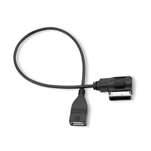 CAVO USB AMI MMI AUDIO AUX COMPATIBILE CON AUDI A3 A4 A5 VW GOLF PASSAT TOUAREG - Afbeelding 1 van 5