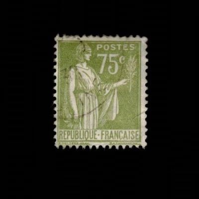 Francia, Scott 272, Paz con rama de olivo, 1932-1939, usado Foto 1 de 2