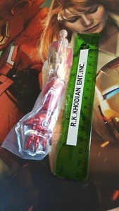 Hot Toys MMS311 MK9 IX action figure 1/6 Pepper Potts Iron Man's right arm only! - Picture 1 of 4