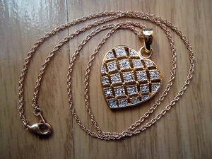 COLLAR CON COLGANTE PRECIOSO EN FORMA CORAZÓN,TRABAJADO DE ORO Y CIRCONIO - Imagen 1 de 2