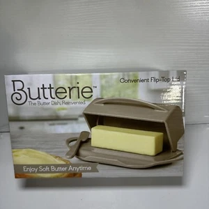 Butterie Butter Dish With Flip Top Lid & Matching Spreader Beige NIP - Picture 1 of 4