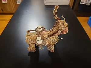 1960s Vintage Mexican Woven Straw Donkey Burro with Clay Pots Pack Mule 9"+/- - Foto 1 di 24