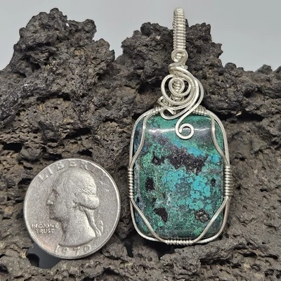 Подушка Trekntreasures ручной работы No278 AZ Chrysocolla обернутая в 0,925 SS - Изображение 1 из 4