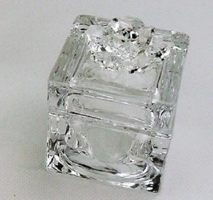 25572 Bomboniere Scatola portagioie con fiore cristallo Trasparente 6.6x5x5 (kit - Foto 1 di 1