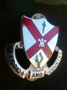 US ARMY~124th INFANTRY~METAL ENAMEL CREST-D.U.I.~ - Picture 1 of 3