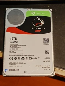 2x 10 TB Festplatte NAS Seagate IronWolf 7200RPM 3,5 - Bild 1 von 2