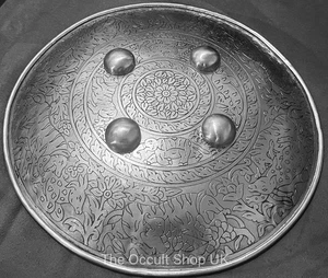 11” Antique Persian Mughal shield Sikh Dhal hand engraved Weapon Sword Talwar Om - Imagen 1 de 3