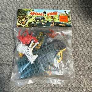 NEU 80er Kunststoff Spielzeug Zoo Tier Figuren Afrikanische Wildtiere Set Vintage - Bild 1 von 6