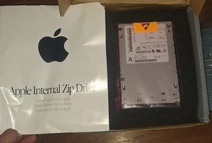 UNITA' APPLE INTERNAL ZIP DRIVE 250MB Z250ATAPI IDE 3.5" LETTORE MAC G4 IOMEGA - Photo 1/5