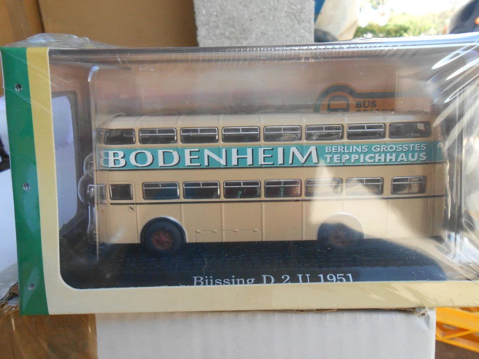 DIE CAST AUTOBUS BUSSING D2U - 1951 - SCALA 1/72 - Immagine 1 di 1
