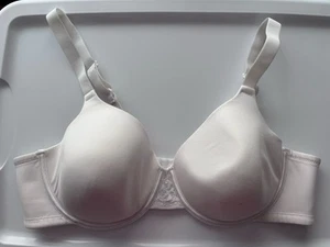 Vanity Fair Minimizer Glätt-BH mit Bügel 76528 weiß 42C - Bild 1 von 5