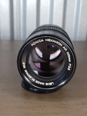 [COMO NUEVO] Konica Hexanon AR 135mm F3.5 con tapa trasera OEM. Foto 1 de 4