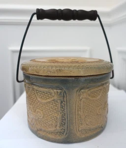 Antique Salt Glazed Stoneware Crock with Lid & Handle - Draped Window Pattern - Picture 1 of 8
