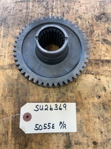 SU26369 John Deere 5055e 75e bottom shaft helical gear - Picture 1 of 3