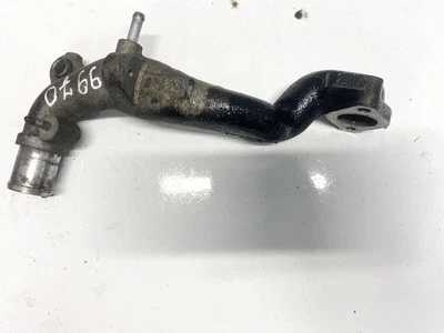 Tubo de agua Mazda 5 2007 usado, genuino #2379425-05 Foto 1 de 4