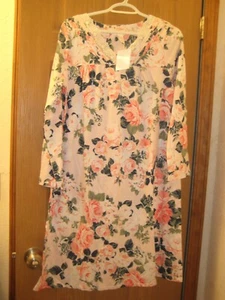 WOMANS NIGHTGOWN ADONNA PETITE  SMALL FLORAL 100% COTTON - Picture 1 of 2