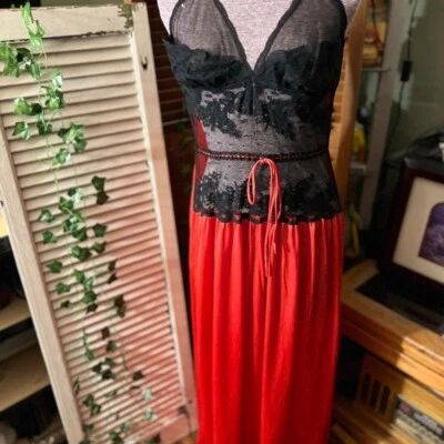 Vestido JCPENNY X VINTAGE años 70 escote de encaje rojo/negro - mediano Foto 1 de 4