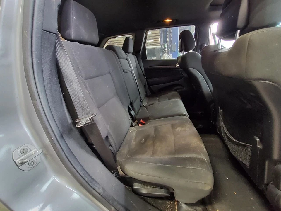 GRAND CHEROKEE 2015 Seat Rear 518547 Foto 1 de 1