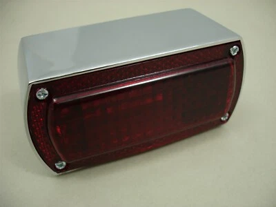 CAJA DE LUZ TRASERA CABALLERO HARLEY PERSONALIZADO BOBBER CHOPPER CABEZA DE PALA RÍGIDA SPORTSTER  Foto 1 de 4