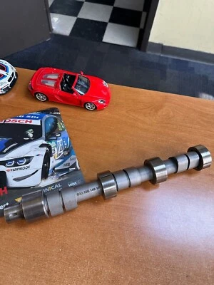 Árbol de levas para 911 3.0 SC + 3.2 1980-1989 derecho genuino Porsche 93010514817 Foto 1 de 4