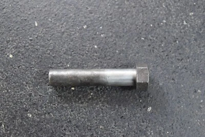 YAMAHA RD400 RD350 RD250 DS7 R5 R5B R5C TR2 TUERCA CULATA PERNO ESPECIAL Foto 1 de 4