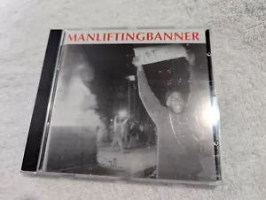 Man Lifting Banner CD Crucial Response Records Larm DRI Straight Ahead - Foto 1 di 4