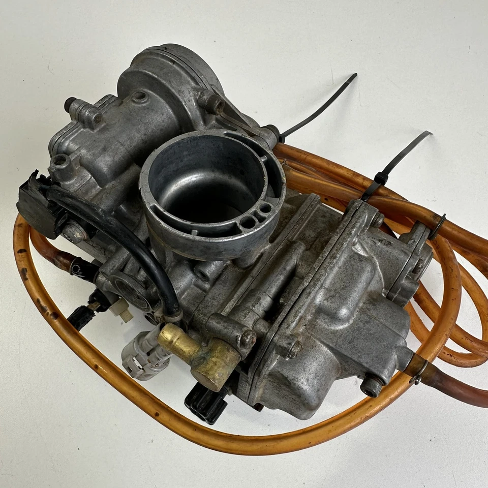 Carburador Yamaha YZF 250 YZ250F 2005 carrocerías del acelerador admisión de combustible Foto 1 de 4