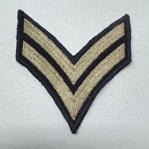 Vintage Single Military CORPORAL CHEVRON RANK Patch - Picture 1 of 3