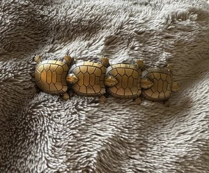 METAL LIGHTWEIGHT TURTLE TERRAPIN HAIR CLIP - Picture 1 of 2