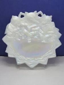 Westmoreland Three Bears Iridized Iridescent Carnival Milk Glass Plate - Picture 1 of 10
