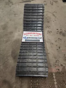 OMC JOHNSON EVINRUDE SNOWMOBILE 405436 GREAT SHAPE!!! VINTAGE SNOWMOBILE TRACK - Picture 1 of 12