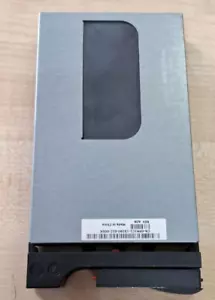 EMC (005049084) 300GB 3.5'' SAS HDD 10k 3GB - Picture 1 of 3