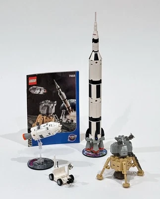 CLÁSICO LEGO DISCOVERY SATURN V MOON MISSION 7468 100% Completo con Instrucciones Foto 1 de 4