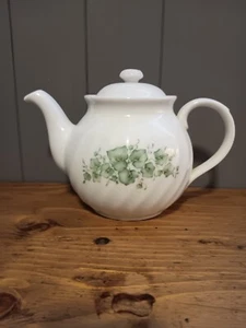 Vintage Corning Green Ivy Teapot 5-Cup Stoneware White Swirl Made in Japan - Picture 1 of 9