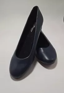 Größe 10 Damenschuhe 1 1/2 Zoll Keilabsatz. Forever Damen Navy Legosa. Neu - Bild 1 von 7