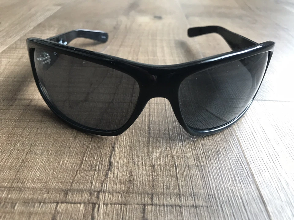 Sabre Vision - Gafas de sol Anchor - Negras - Lente gris - $100 Foto 1 de 4