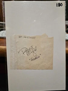 Robert Englund Signed papper - Picture 1 of 2