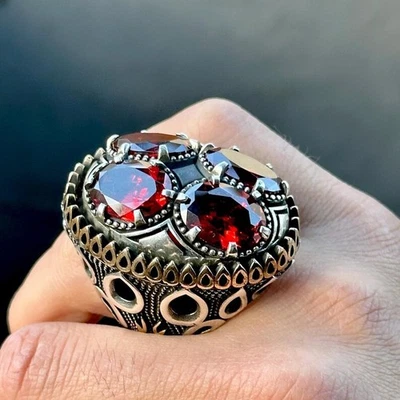 Anel masculino de prata grande pedra granada pedra preciosa vermelha - Imagem 1 de 4
