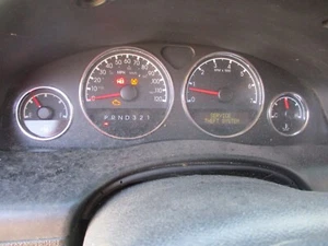 Speedometer Instrument Cluster Gauges 05 06 07 Chevy Uplander 180k Miles - Picture 1 of 7