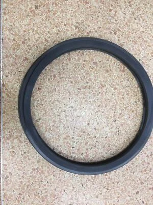  Прокладка двери стиральной машины F8111502 черная (50/60 фунтов) для UNIMAC  - Изображение 1 из 2